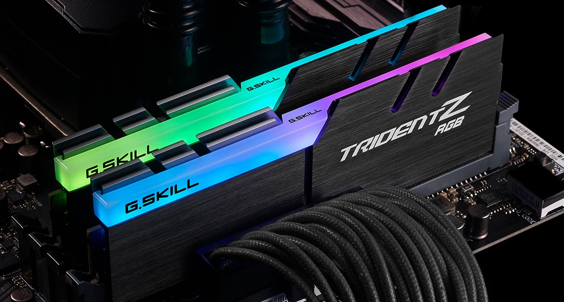 Trident Z RGB F4-4000C18D-16GTZRB memory module 16 GB x GB DDR4  4000 MHz