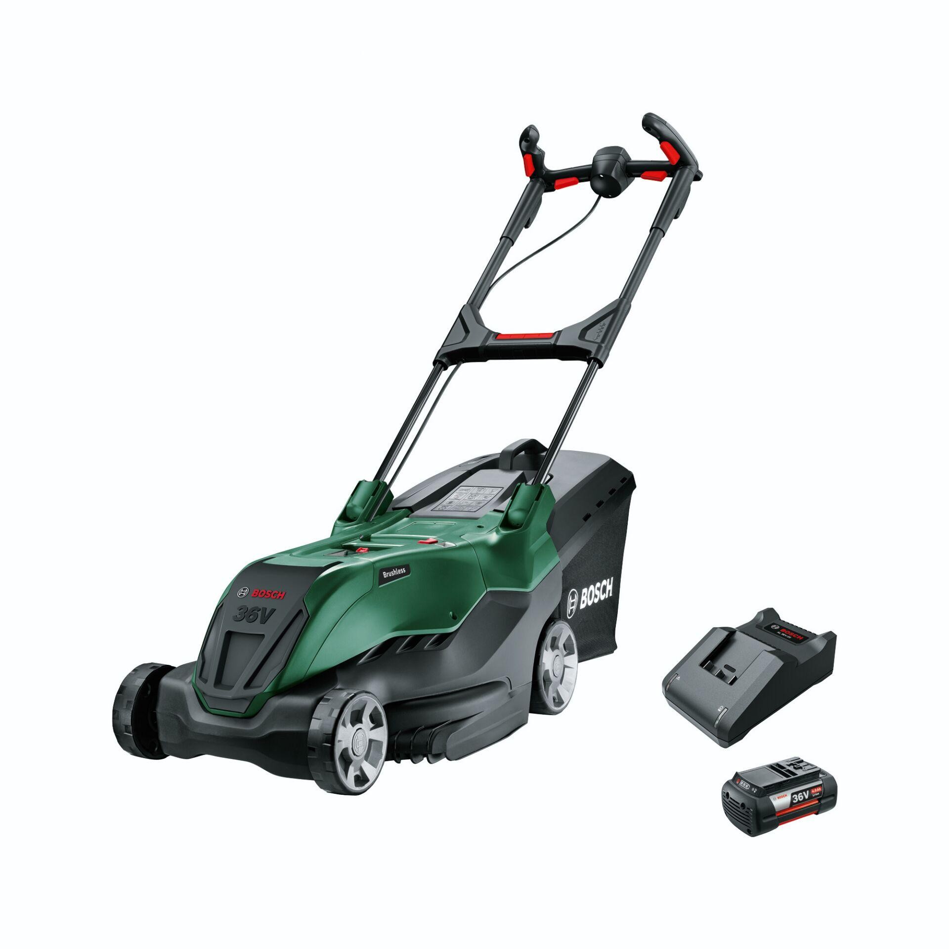 Bosch AdvancedRotak Marcher derrière un tracteur tondeuse Batterie