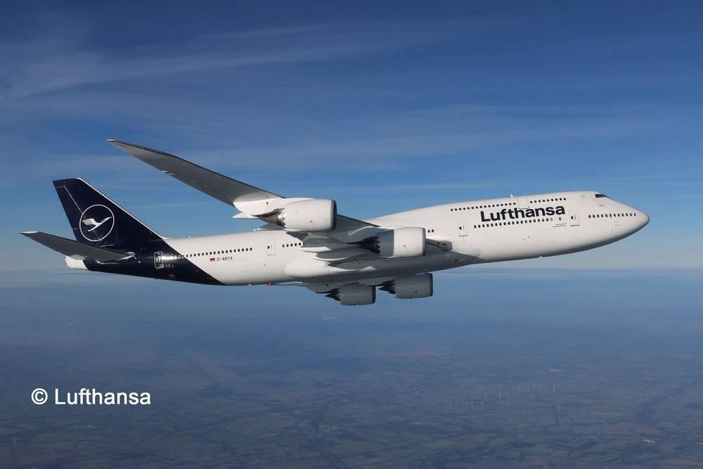 Revell 03891 Boeing 747-8 Lufthansa \ New Livery\ Flugmodell Bausatz