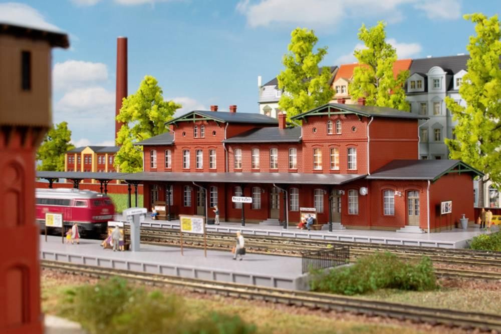 Auhagen 14485 N Bahnhof Neupreußen