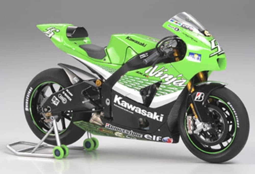 Tamiya Kawasaki Ninja ZX-RR Motorcycle model Assembly kit 1:12 -