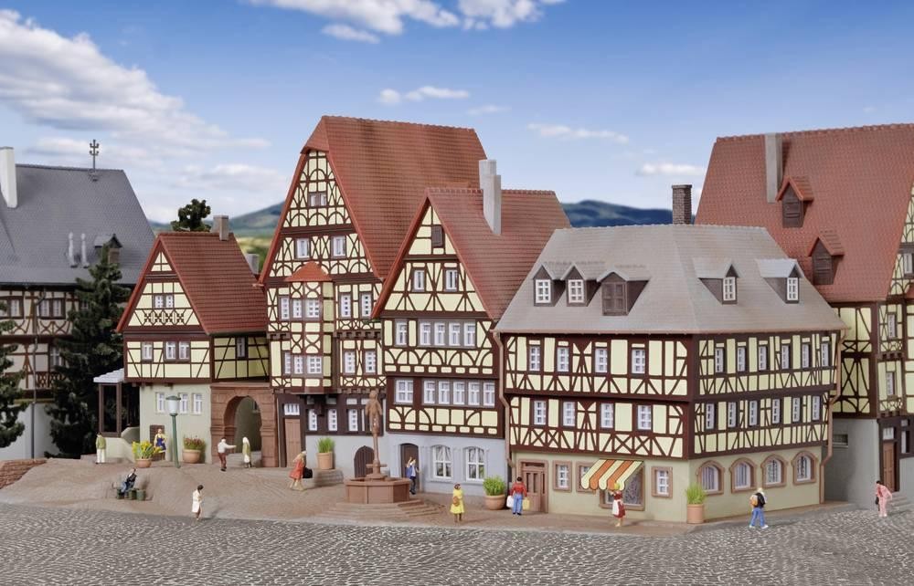 Kibri 37102 N Marktplatz Miltenberg