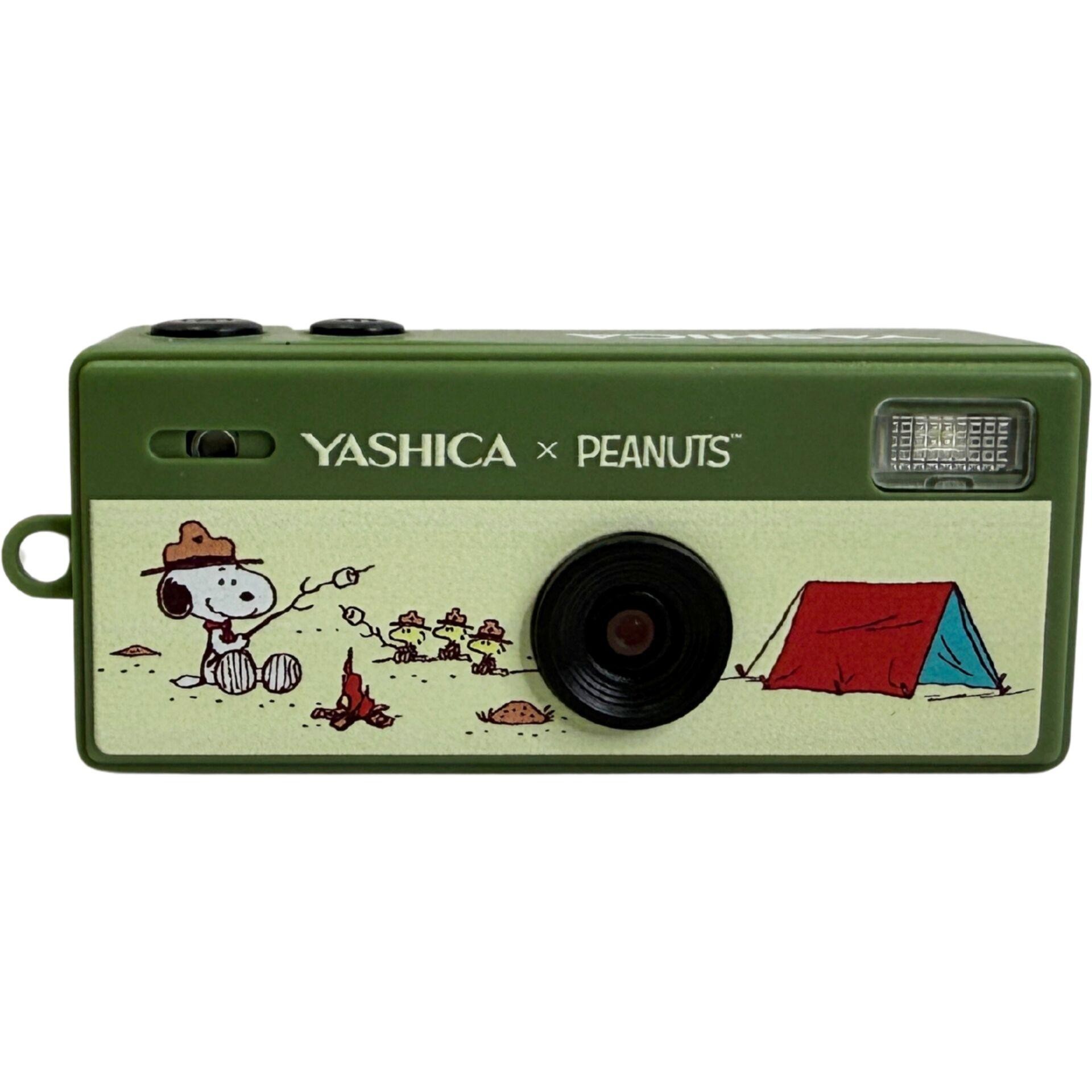 Yashica Funtastic x Peanuts Snoopy ́s Summit