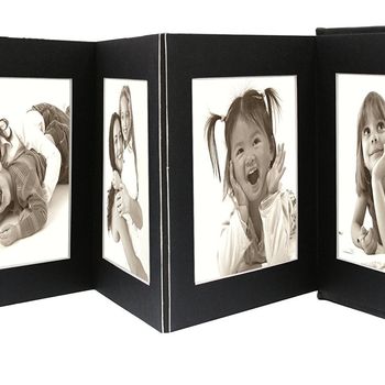 Artikelbild des Artikels “Deknudt Leporello schw.  8x10x15 Kunstleder 8 Bilder   A66DC2 8PH “