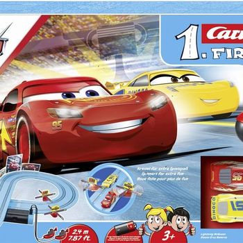 Image du produit “Carrera 20063037 First Disney Pixar Cars - Race of Friends Start-Set ”