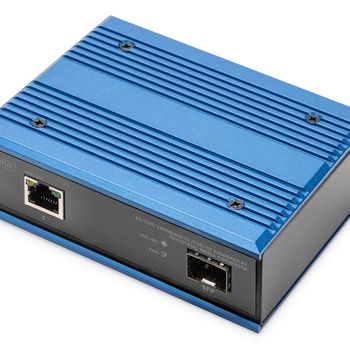 Product image of the product “Digitus 10/100/1000Base-TX (PoE) to 1000Base-FX Industrial Media Converter ”