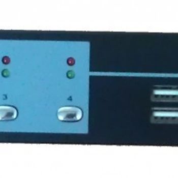 Product image of the product “Longshine LCS-K704D KVM switch Black ”