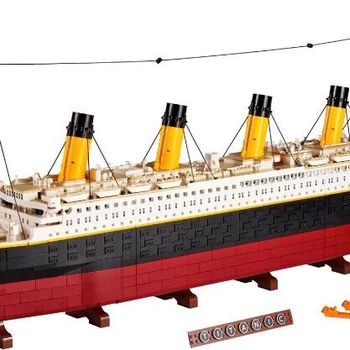 Artikelbild des Artikels “LEGO® Icons 10294 Titanic “
